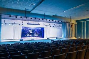 Theatre - Ocean El Faro Resort - All Inclusive Punta Cana